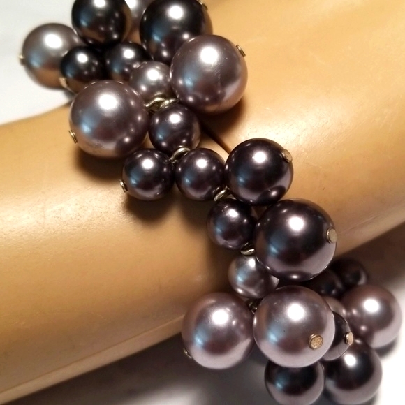 Vintage Faux Pearl Beaded Cha Cha Bracelet - Picture 9 of 10